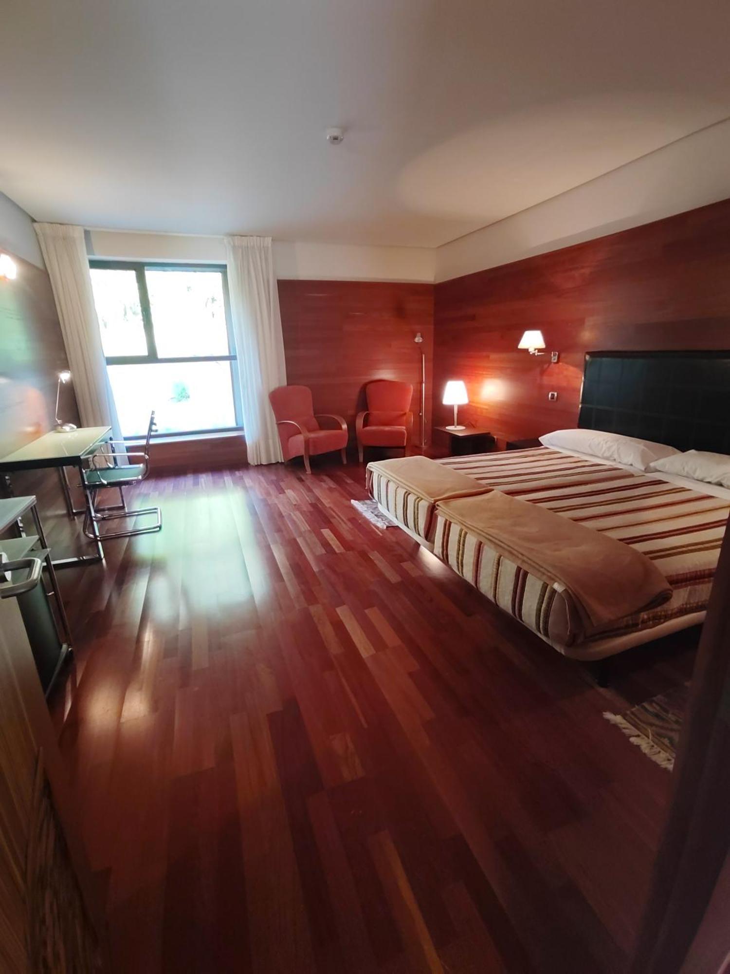 Kyomu Resort Velilla del Rio Carrion Eksteriør bilde